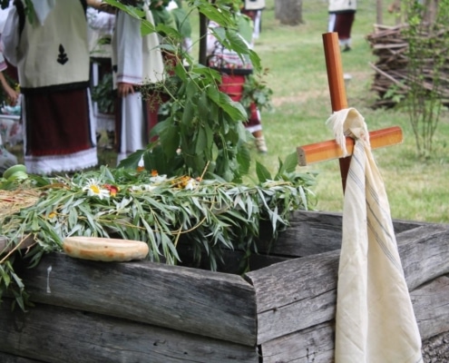 traditii si obiceiuri romanesti, traditii, obiceiuri, caloianul