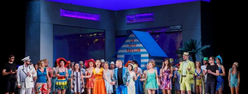 Tenorul Ştefan von Korch din nou pe scena Operei Naţionale din Iaşi pe 16 martie 2025 în „Văduva veselă 2.0” regizată de Andrei Şerban